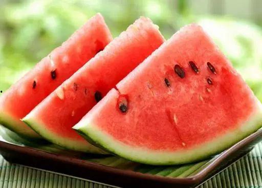 半夜吃瓜吃出血,揭秘半夜吃瓜吃出血的惊人真相